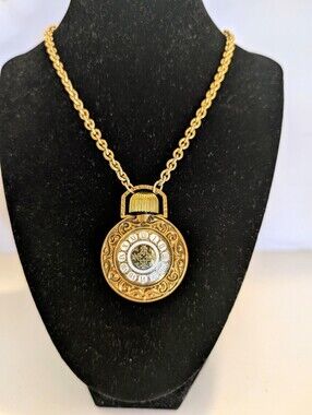 Vintage Avon "Moonwind" Perfume Pen Pendant w/32" Chain